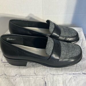 CHADWICK’S WOMEN’S HERRINGBONE HEELED SLIPON LEATHER PENNY LOAFERS SIZE 10W